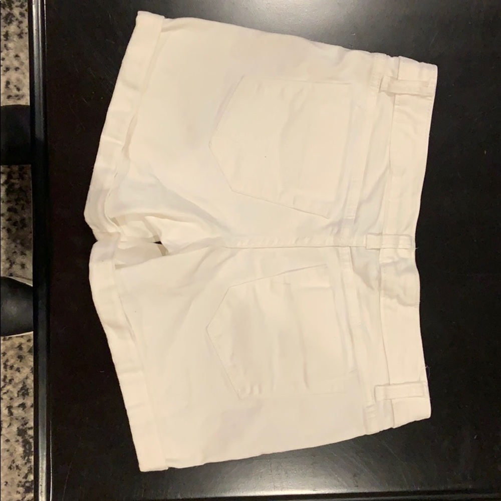 Shorts - Picture 2 of 3